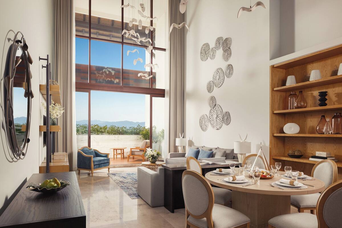 Two-Bedroom Loft with Private Plunge Pool and Jacuzzi